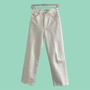 Levi’s Ribcage Straight Ankle Jeans in White